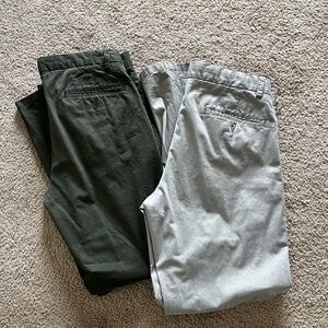 2 pair of Jos. A. Bank khaki slim fit pants 33x32

Worn 1 time each